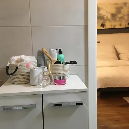 City-apartment Ohligs شقة